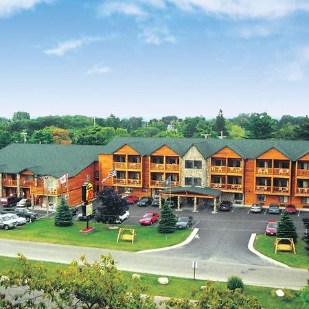 Super 8 By Wyndham Bridgeview Of Макіно-Сіті Екстер'єр фото